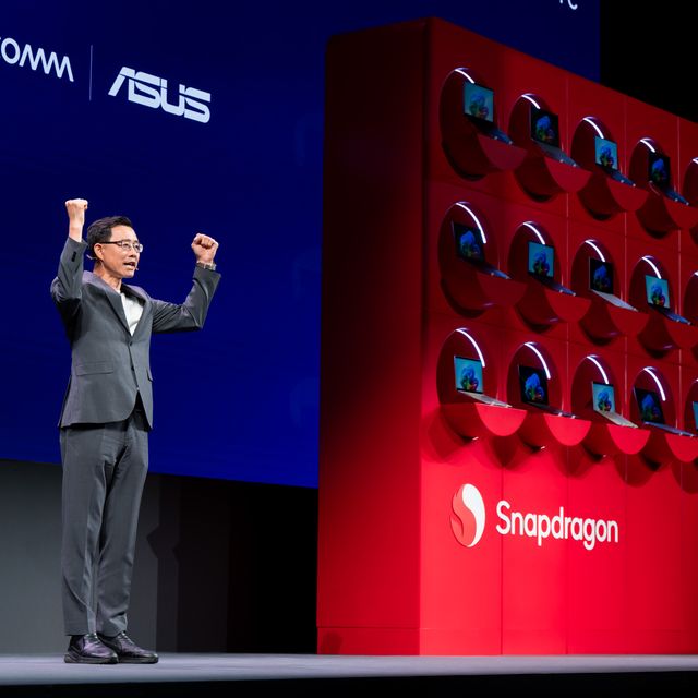 Asus Co Ceo S.y. Hsu Celebrates the Qualcomm Asus Partnership and the Future of AI P Cs.